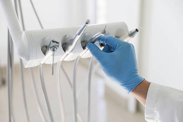 Professional Tooth Extraction technician working in Midway South, TX